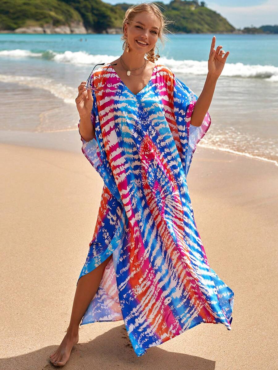 Capa de Praia é um Robe Longo Estampado que Serve como Capa de Maiô e ...
