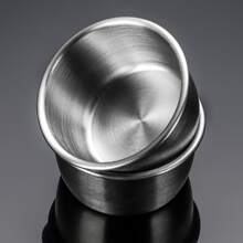 2/4/6pcs 304 Gold And Silver Stainless Steel Thickened Dipping Saucer With Lid For Sauces, Cheese And Tomato Dipping Sauces, Separating Dipping Saucers, Seasoning Dishes, Small Size And Easy To Clean, Room Utensils, Suitable For Barbecue, Hot Pot, Travel, Picnic,School Supplies - Silver - View 11