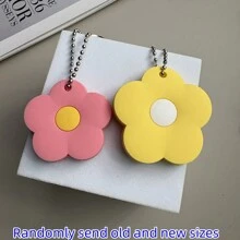Cute 1pc Flower Keychain Key Cover, Multicolor Flower Design Pvc Rubber Keychain Cover, Universal For Car Key/Door Key, Creative Gift For Men And Women Car Accessories Bag Charm School Goth Y2k Bag Accessories Lanyards With Id Holder Car Accessories Bag Charms Christmas