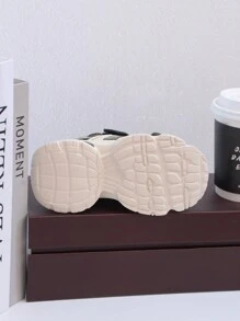 New Kids Breathable Mesh Sports Shoes, Classic Retro Chunky Sneakers For All Seasons, Fashionable Cute Soft Non-Slip EVA Sole Casual Shoes, With High-End Moulded Upper Design For Foot Stability, Suitable For School, Daily Wear, Running