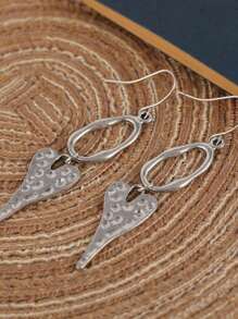 Vintage Heart-Shaped Hollow Pendant Earrings In Silver Alloy Are Perfect For Everyday Wear And Parties - Women's Fashion Accessory Earrings
