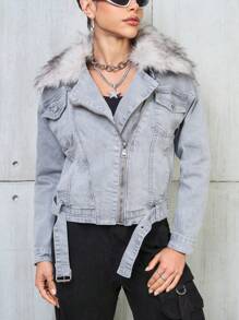 Chamarra cazadora Y2K outfit urbano street style look estilo trucker denim mezclilla dama mujer cuello tipo camisero textura tipo faux fur peluche ajuste cierre bolsillos cargo solapa  al frente cinturón trabillas bajo casual día noche calle salida otoño invierno - Gris - Ver 3