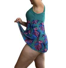 Plus Size Swimsuit With Built-In Skirt - Verde - Ver 2