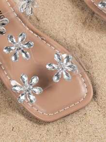 Girls' Fashionable Cute Shiny Sequin Snowflake Slip-On Flat Sandals, Open Toe Summer Flat Party Shoes, Suitable For Little Girls Beach, Party, Outdoor Camping, Flower Center Replaced By Round Rhinestone