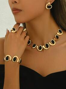 4Pcs Women Jewelry Set, Featuring Asymmetrical Spiral Shapes Embedded With Black Rhinestones, Classic Necklace, Bracelet, Earrings And Ring Combo. Versatile For Daily, Party And Occasion Wear. Suitable As Gift For Loved Ones And Friends.