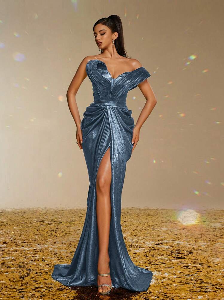 green emerald velvet dress Amazon.com: Alloaone Sexy Backless Satin Maxi Dress Women Elegant Birthday  Prom Party Dresses Long Bridesmaid Evening Dresses Black S : Clothing,  Shoes & Jewelry main image 0