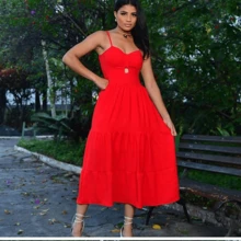 Descubra o Vestido Midi de Alçinha com Bojo: Elegância e Versatilidade em Tecido Crepinho para Looks Incríveis em Festas! - Vermelho - Visão 1