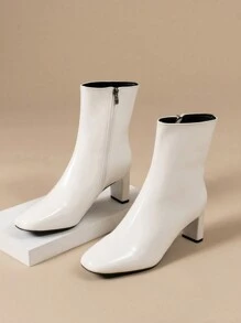 Europäischer und amerikanischer Stil Plateauschuhe Retro Stiefeletten für Damen, exklusive weiße Modestiefel, französische High Heel Stiefeletten, schlanke Stiefel