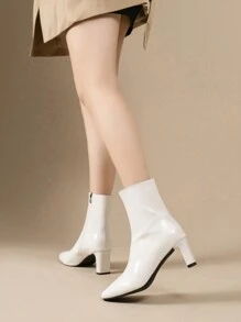 Europäischer und amerikanischer Stil Plateauschuhe Retro Stiefeletten für Damen, exklusive weiße Modestiefel, französische High Heel Stiefeletten, schlanke Stiefel