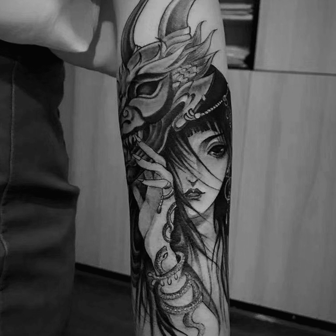 (Media Geisha) Etiqueta engomada del tatuaje temporal a base de hierbas, tatuaje temporal realista y duradero, impermeable y resistente a los rasguños, dura de 7 a 15 días