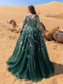Faeriesty Đầm chữ A tay dài cổ tròn đính hạt cườm, thích hợp cho các sự kiện trang trọng mùa xuân/hè - Đám cưới, dạ hội, thảm đỏ, tiệc tối trang trọng, các buổi gặp gỡ xã giao, tiệc tùng thanh lịch. - Màu xanh lá cây đậm - Xem 3