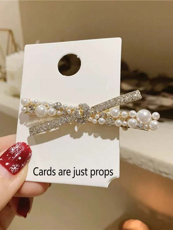 1pc Luxury Faux Pearl Criss-Cross Bow Hair Clip, New Design Faux Pearl Side-Clip Bangs Clip, Sweet Girly Hair Accessory Claw Clips Hair Claws Hair Barrettes, School Stuff, Elegant, College, Faux Pearl Hair Accessories, Winter Outfit For Women, Bows, Cute