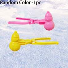 1 pièce de différents accessoires pour fabriquer des boules de neige, outils de sculpture de neige d'hiver, avec des moules en forme de cœur, de football, de canard, de bonhomme de neige. Équipement de jeu en plastique pour l'extérieur, utilisé pour les batailles de boules de neige - style et couleur aléatoires.