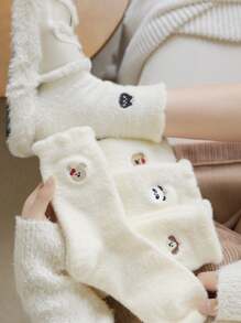 1pair/3pairs Women's Comfortable Winter Cartoon Mid-Calf Socks, Polyester Blended, Knitted Fabric, Cute Animal Pattern, Warm Lining, Hand Washable - Beige - View 8