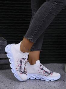 女士跨境新款猫咪印花休闲运动鞋透气舒适防滑减震针织圆头低跟适合户外