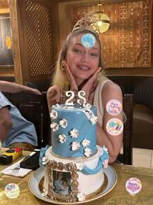 500 sztuk/rolka Styl urodzinowy Przyjęcie Samoprzylepne naklejki, Nadaje się do tortu, prezentów, banerów, etykiet, naklejek uszczelniających, kart, pudełek, dekoracji imprezowych DIY, Wodoodporne etykiety PVC bez kleju