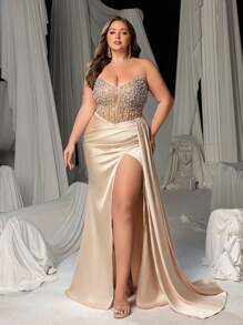 Faeriesty Curve Plus Luxurious Strapless Evening Gown With Rhinestone & Pearl Embellishments – Sweetheart Neckline, Fitted Silhouette & Dramatic Train, Perfect For Grand Galas & Red Carpet Events - Champagne - View 5