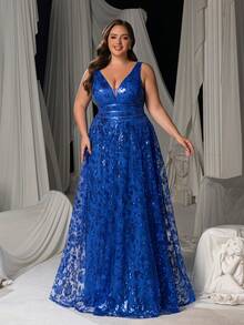 Faeriesty 女士曲线 V 领 A 字加大码正式晚礼服，优雅迷人的设计，精致的图案，迷人的高腰和及地长裙，适合婚礼、庆典活动、颁奖典礼、慈善舞会和公司活动