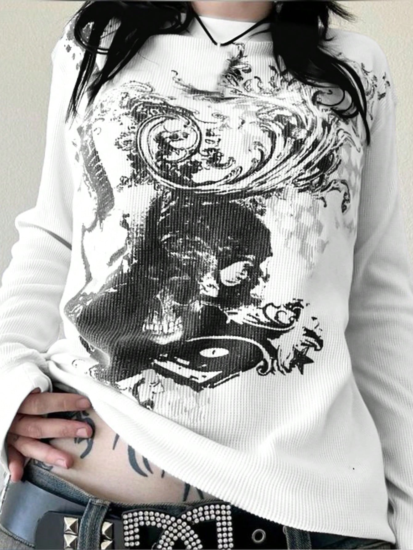 Women's Cyber Y2K Fashion Street Y2K Unique Print Round Neck Long Sleeve T-Shirt