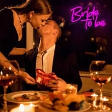 Mr And Mrs 霓虹灯，霓虹灯 LED 背景墙装饰，USB 供电的 Mr And Mrs 霓虹灯，用于婚宴装饰，周年纪念婚礼礼物预订