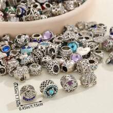 Encantos pintados huecos de 5 piezas/10 piezas/15 piezas/20 piezas al azar - Colores surtidos de corazón, flor, mamá, estrella, luna, mariquita para hacer pulseras y collares DIY