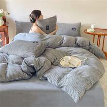 1 件羊毛羽绒被套套装，不含棉被内胆，适合冬季