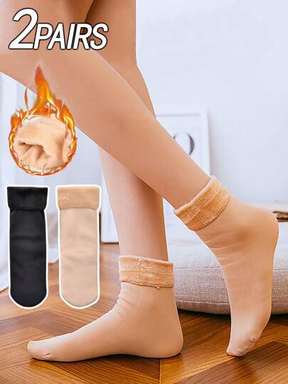 2 Pairs Women's Crew Socks, Black Simple Casual Fuzzy Winter Warm Fashion Versatile Soft Comfortable Moisture-Wicking