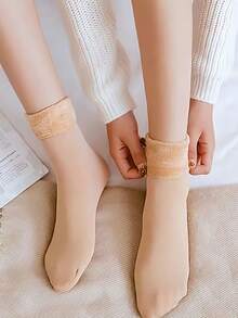 2 Paar Damen Crew Socken, schwarze einfache, lässige, flauschige Winter, warm, Mode, vielseitig, weich, bequem, feuchtigkeitsableitend