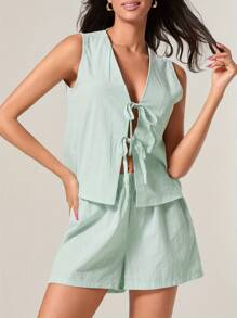 Women's 2 Piece Striped Outfit, Deep V Neck Tie-Up Tank Tops Elastic Waist Shorts For Summer