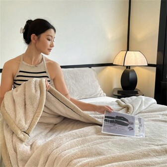 1 st tjock dubbelsidig ullfilt, mjuk och varm plyschfilt i fusk kaninpäls, mångsidig för soffa, inomhussäng, utomhuscamping, present till hela säsongen, maskintvättbar, lapptäcke i modern stil, polyestertyg