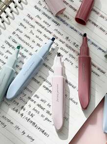 Random Macaron Fluorescent Highlighter Soft-Tip Marker Pen, Cute Kawaii For Journals, Planners, Notes, Stationery