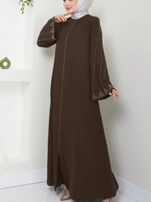 Vestido elegante para mujer de estilo árabe, holgado, de unicolor, con decoración de strass, manga larga, modesto, para primavera y otoño - color café - Ver 3