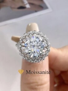 1 件满天星圆形戒指设计 D 色 5 克拉莫桑石钻石结婚戒指，S925 纯银戒指，适合订婚、妻子、女朋友、生日礼物、周年纪念礼物新娘精美珠宝 - 銀色 - 查看 1