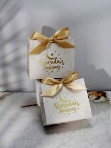 5 piezas Caja de regalo mini con diseño de patrón de mármol de Ramadán Kareem, bolsas de favor elegantes blancas con diseño dorado de luna y estrellas, y cintas de satén. Perfecto para almacenar caramelos, chocolates y regalos pequeños. Ideal para celebraciones de Ramadán, reuniones festivas y sorpresas significativas. Empaque elegante para momentos de regalo memorables.