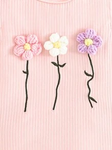 4 件套休闲刺绣花卉装饰纯色/彩虹条纹荷叶边袖上衣和短裤套装，舒适