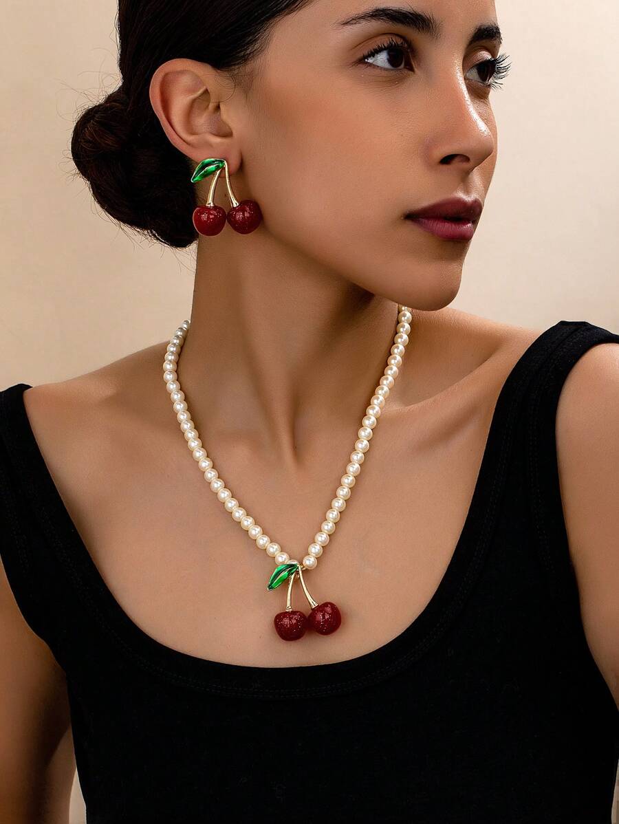 1 Stück/Set 2024 modischer französischer süßer Kirschen Anhänger und Perlenkette, süße, elegante Kirchen-Ohrringe, geeignet für Frauenpartys, täglichen Gebrauch, Valentinstaggeschenke