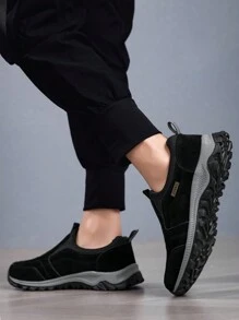 Sneakers Men Outdoor Hiking Shoes Men Sneakers Slip On Casual Shoes Breathable Suede Leather Shoes Anti-Skid Walking Shoes Footwear