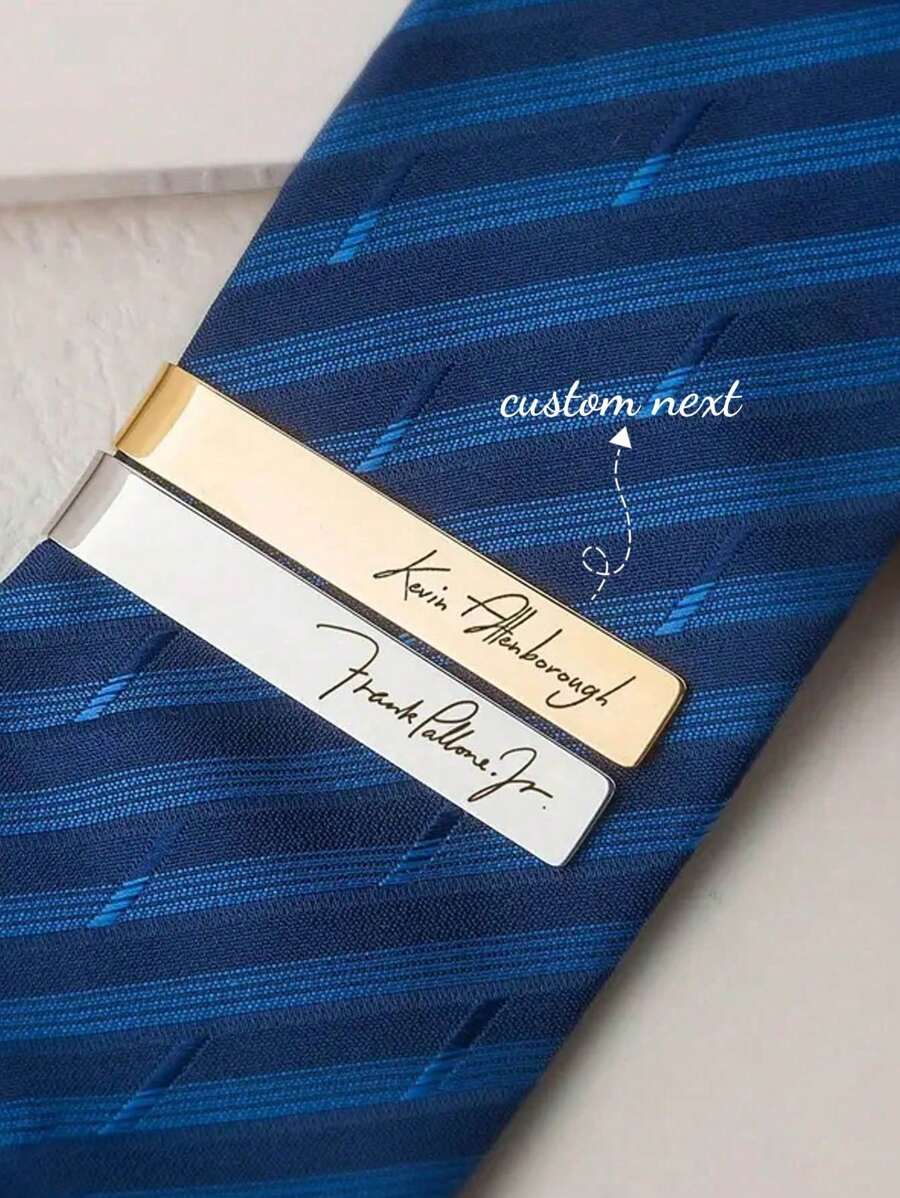 1 pieza Clip de corbata con nombre personalizado, mancuernilla de acero inoxidable con letra personalizada, alfiler de solapa para boda, accesorio de moda para caballero, regalo para hombre, estilo sencillo - Multicolor - Ver 1