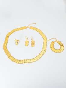 18 Karat vergoldetes Set aus 5 Stück modischem, vielseitigem Halskette, Ohrringen, Armband, Ring und langem Münzenschmuck für Frauen