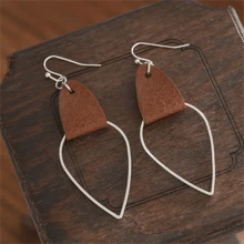 1 paire de boucles d'oreilles pendantes en forme de goutte d'eau  de style bohème rétro, design asymétrique unique, convient pour les fêtes et les cadeaux