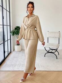 AIJ Amarilo 女士夏季休闲简约日常翻领扭结收腰衬衫休闲裤套装两件套，适合居家、通勤 - 卡其色 - 查看 4