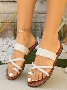 Sandalias planas para mujer, nuevas sandalias informales de moda para uso diario, casual y al aire libre, con tiras trenzadas, cruzadas y con cordón, de estilo romano, cómodas y ligeras, de punta abierta y tipo chanclas, disponibles en colores dorado, negro, marrón, marrón chocolate y plateado
