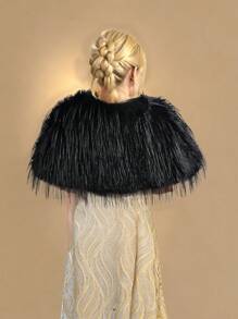 手工厚实保暖披肩，优雅时尚的女士围巾，适合日常穿着，秋冬季