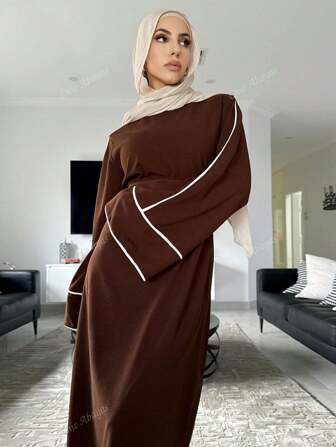2025 Spring Fashion Solid Color Plain Modest Dresses Islamic Clothing Flared Sleeves Crepe Abaya Women Muslim Dress Closed Abaya Robes