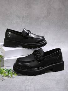 女士圆头厚底厚底坡跟乐福鞋，舒适休闲一脚蹬鞋，带装饰链，英伦风格