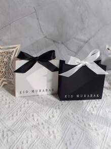 5/10 sztuk, Eid Al Adha Mubarak Wyrafinowane Mini Pudełka Prezentowe W Klasycznej Czerni, Głębokiej Zieleni I Czystej Bieli Z Eleganckimi Satynowymi Wstążkami, Czysta Biel Z Pięknymi Złotymi Gwiazdami I Półksiężycami Rozmiar: 11,5 X 10 X 4,5 cm Małe Pudełko Do Pakowania Prezentów Premium, Elegancki Złoty Wzór Foliowy - Idealny Rozmiar Na Prezenty Cukierki, Czekoladki I Małe Dowody Wdzięczności