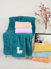1pc High-End Coral Fleece Bathrobe, Multi-Color Optional, Cartoon Alpaca Embroidery, Super Absorbent, Suitable For Bathroom, Outdoors, Dorms, Beach, Adults & Students, No Optical Brighteners, No Fading, No Shedding,Women Valentine Gift Birthday Boyfriend Girlfriend Home Bathroom Decor Shower Towels For Beauty Salon, Hotel Sports,Home Essentials, Towel, Skin Care Bath Towel Sheet
