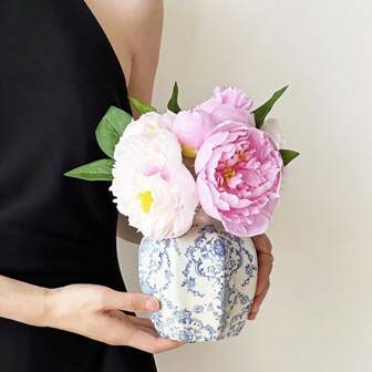 1pc Retro Style Hand-Painted Blue And White Ceramic Vase, Suitable For Living Room, Bedroom, Balcony Decor, Dried Flowers, Artificial Flowers And Decorations, Home Decor, Vase, Centerpieces, Tabletop Decor