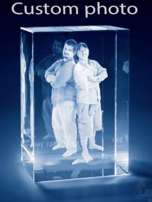 1pc Personalized Photo 3d Crystal Ball , Customized 3d Holographic Photo Etched Inside The Crystal, With Your Own Photo,Multi-Functional,Durable,Ornamental,Reusable,Exquisite,Stylish,High-Quality,Colorful,Modern,Custom,Personalized,Unique,Ideal Gifts For Him,Ideal Gifts For Her,Boyfriend,Dad,Girlfriend,Mom,Family,Friends,Tea Room,Home,Garden,Office,For Anniversaries,For Valentine's Day,For Mother's Day,For Birthdays,For Father's Day,For Graduation,For Weddings,For Housewarming
