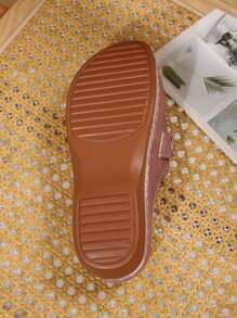 Giày sandal đế xuồng đế dày trang trí bằng kim loại cỡ lớn cho nữ, nhẹ, thoải mái, mặc ngoài trời thường ngày mùa hè, màu hồng - Hồng - Xem 9